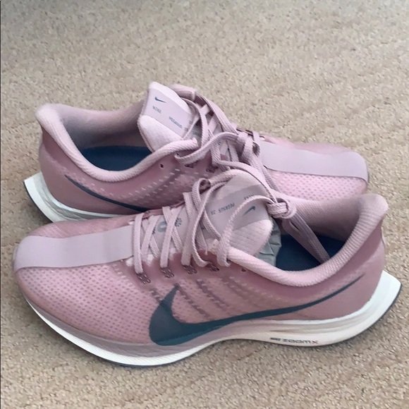 Nike Shoes - 🏃‍♀️Nike Running Shoes.